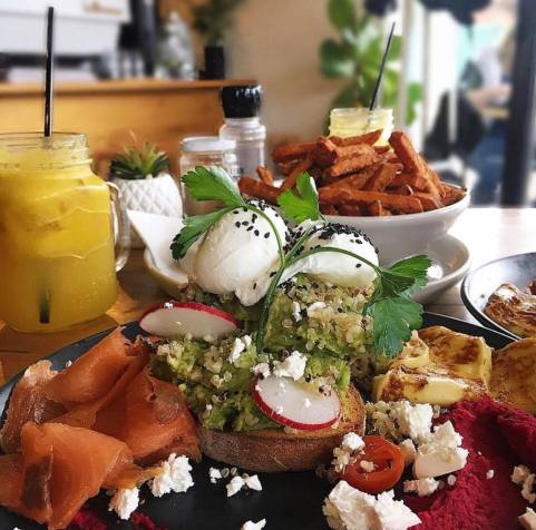 41799617_530955557355658_7070998731797037056_n