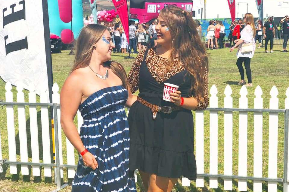 51283566_2360829393980139_462872993471660032_n